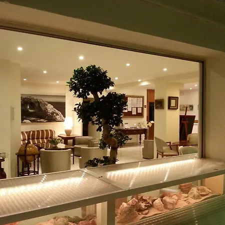 Guest house Celo Garden 2*