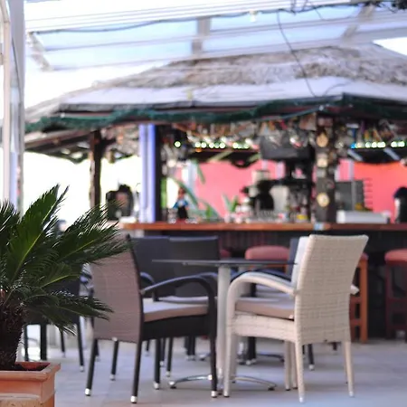 Гостьовий будинок Celo Garden 2*