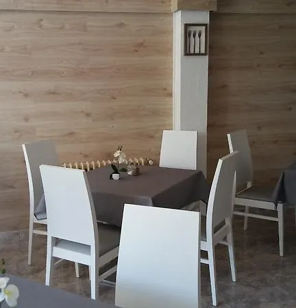 Celo Garden 2* Пегера